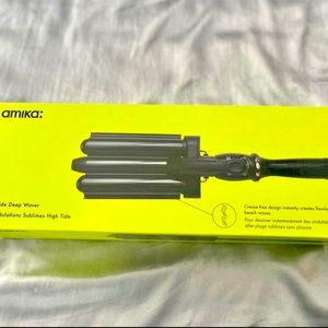 Amika High Tide Deep Waver — With Protective Glove
